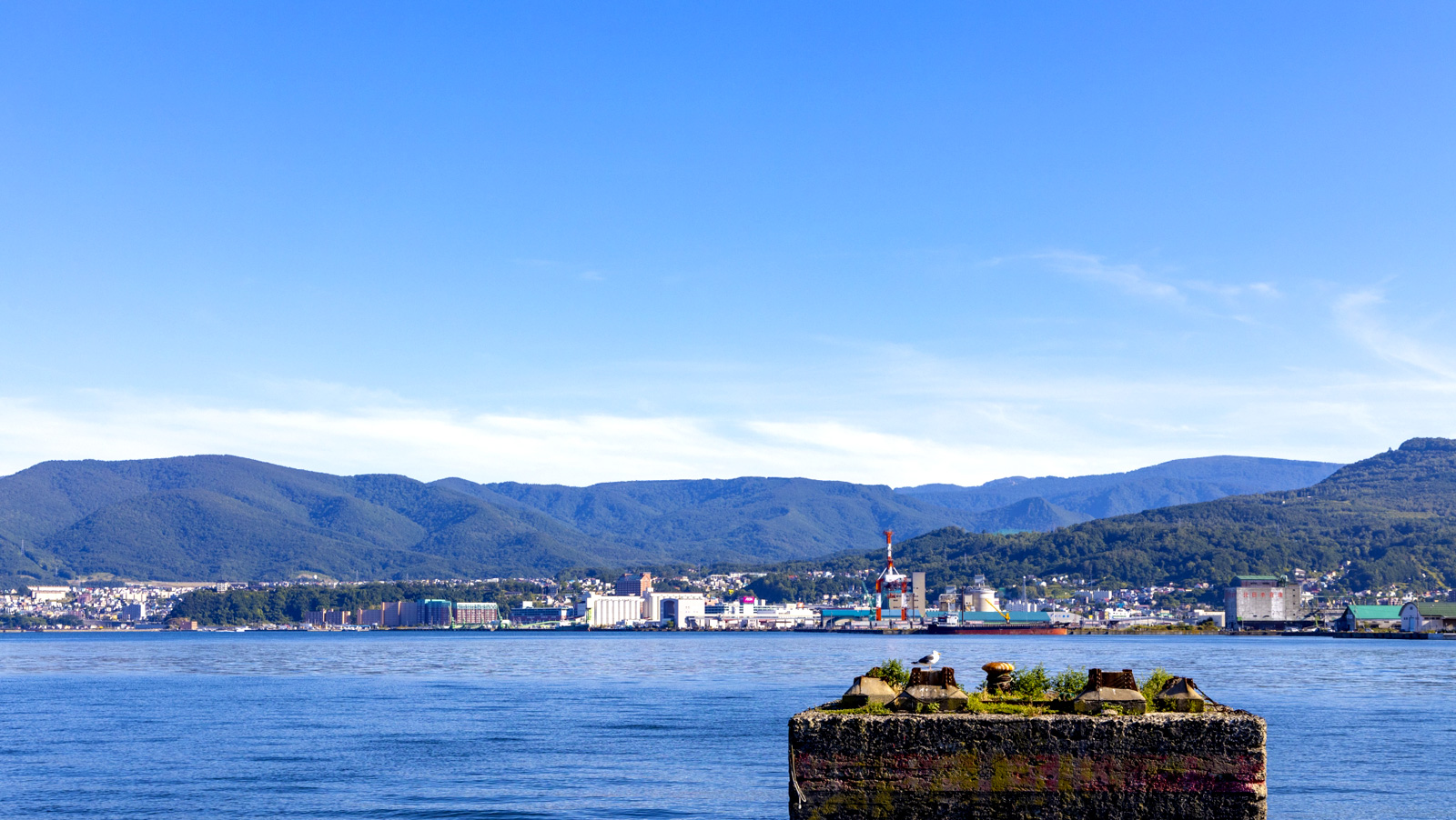 小樽港｜歴史と風光明媚な景色が織りなす魅力溢れる港