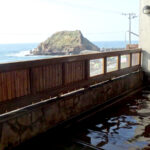 沈みゆく夕陽を見つめながら至福のひととき|岩尾温泉