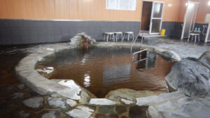 斜里温泉 湯元館｜植物性モール泉の源泉かけ流し